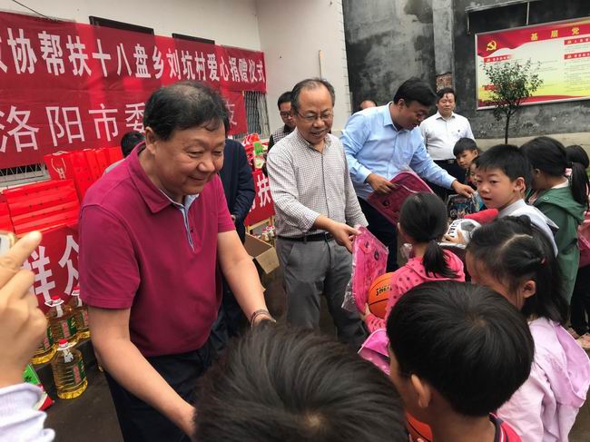 1538189690611945.jpg image003.jpg